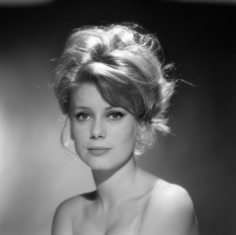 Катрин денёв в молодости