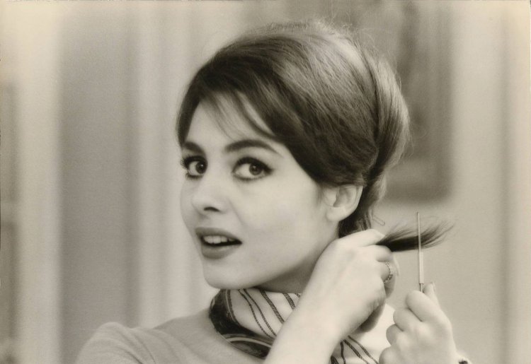 Мишель Мерсье 2022