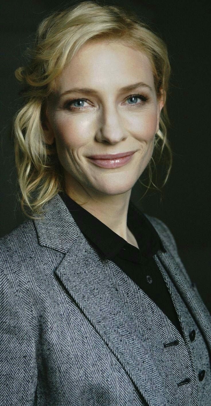 Фелисити Джонс Felicity Jones