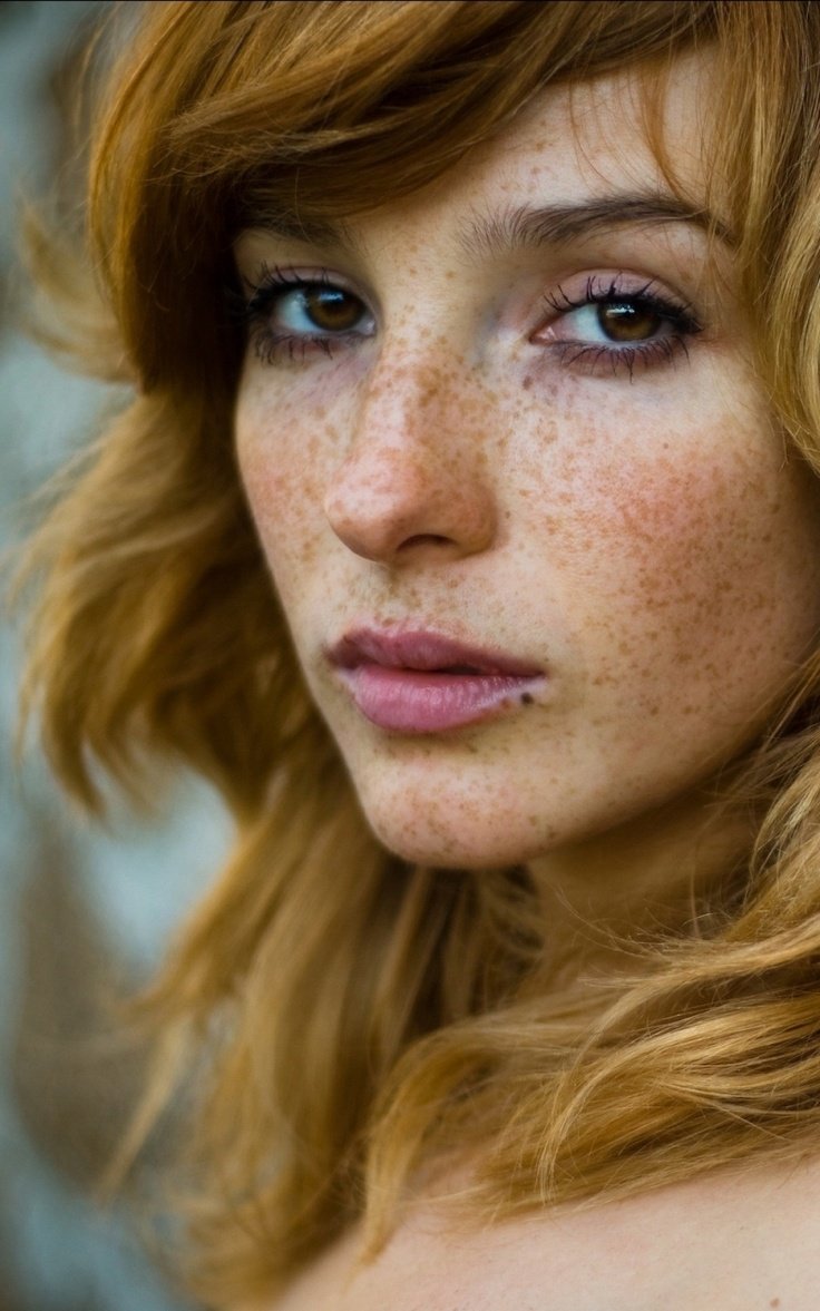 Селина Скиндер веснушки