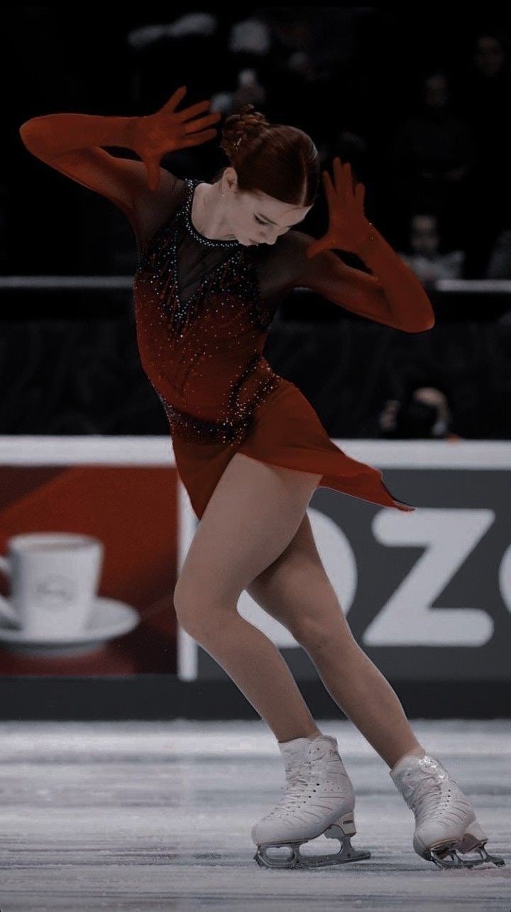 Коньки Саши Трусовой 2022