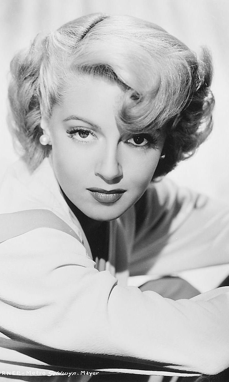 Николь Курсель