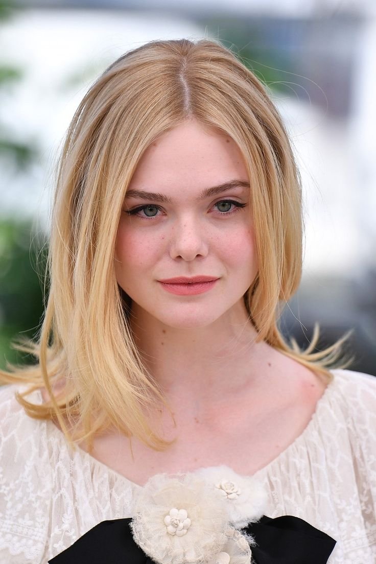 Эль Фаннинг стрижка