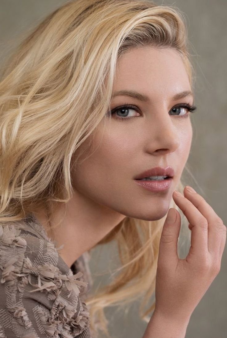 Алена Шишкова селфи в кровати