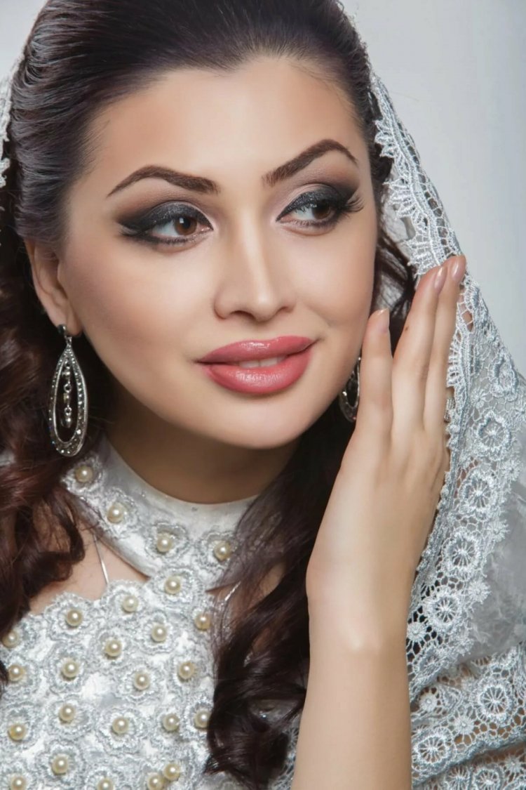 Зилола Нуралиева модель