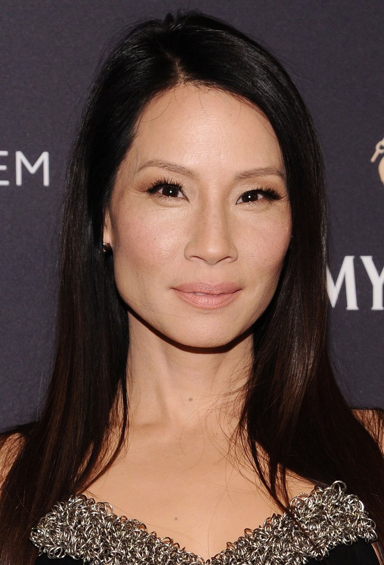 Люси лью 2022