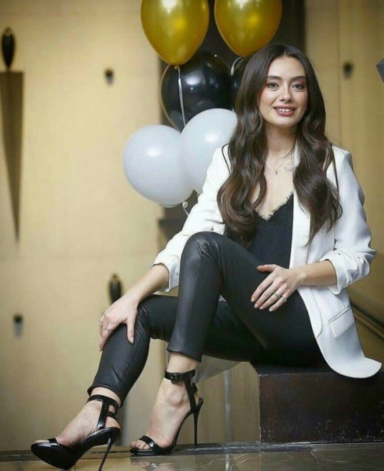 Нихал Атагюль