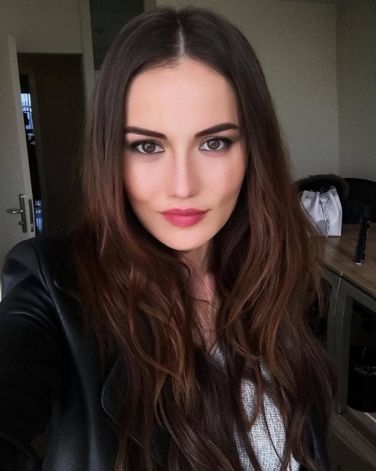 Фахрие Эвджен фото