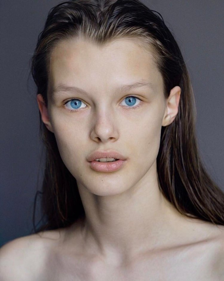 Крис Грикайте модель