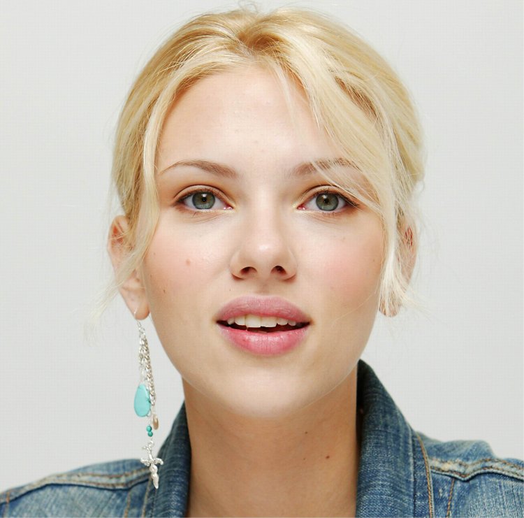 Скарлетт йоханссон