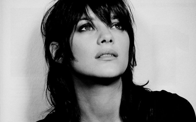 Марион Баскул вокалистка