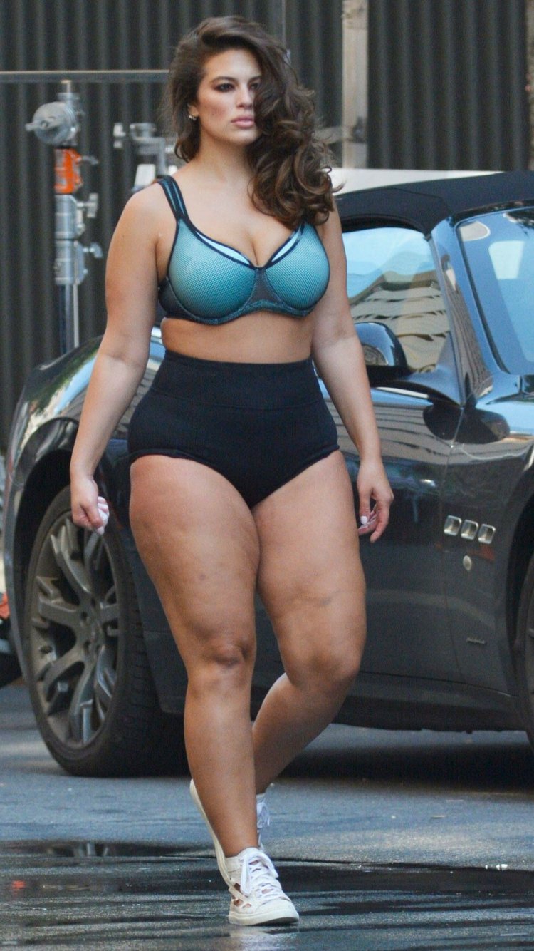 Плюс сайз Эшли Грэм