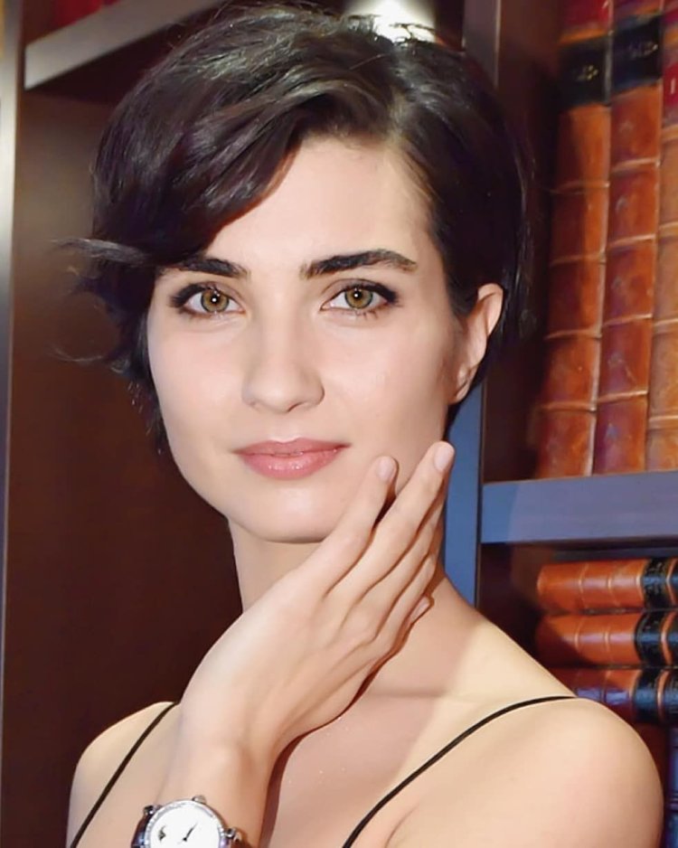 Актриса туба Буйукустун sex