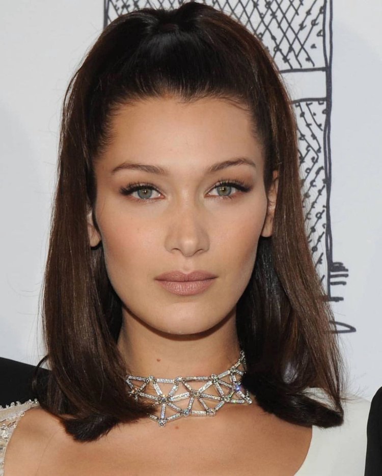 Белла Хадид Лисьи глаза