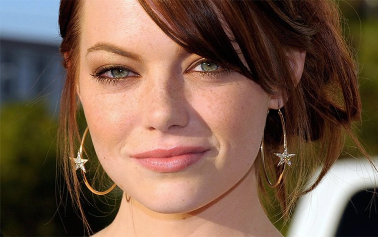 Эмма Уотсон веснушки