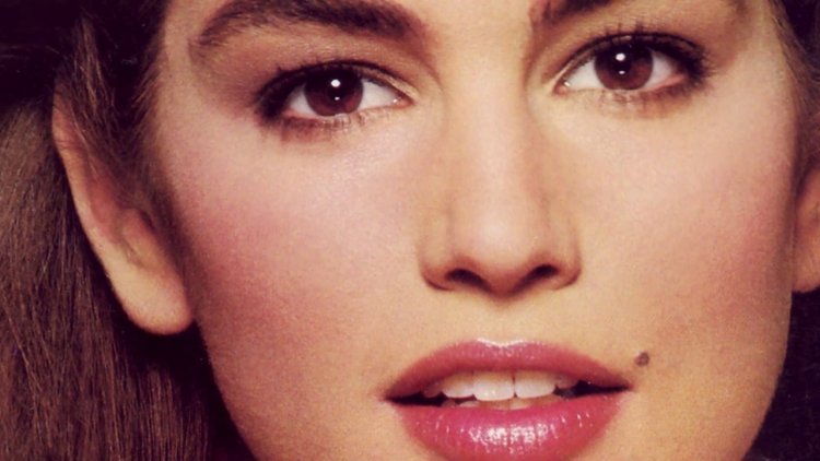 90s supermodel Makeup