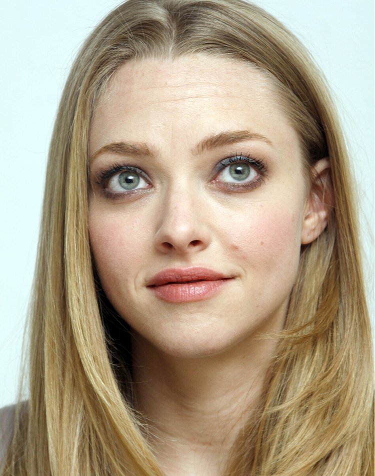 Аманда Сейфрид глаза