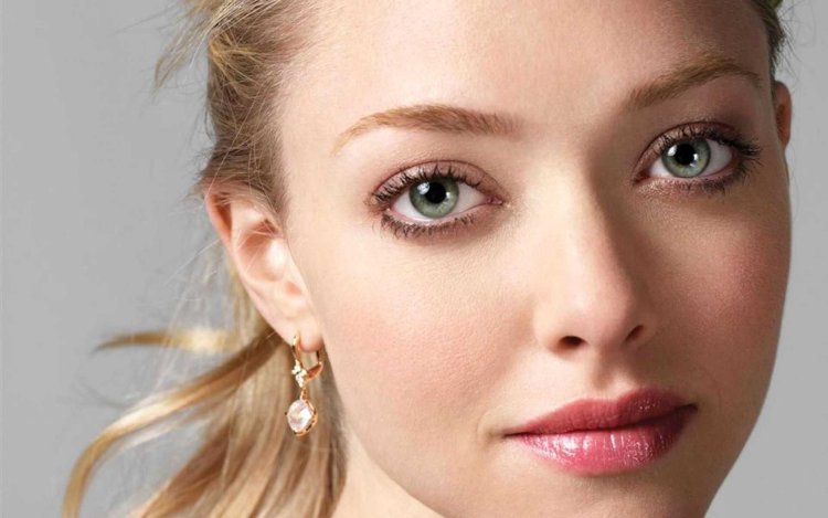 Аманда сейфрид