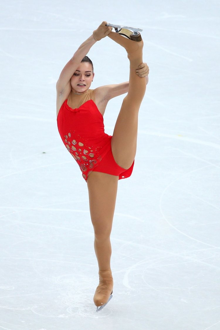 Аделина Сотникова фигуристка