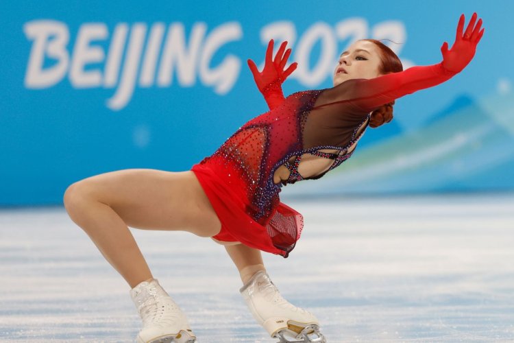 Александра Трусова фигуристка 2022