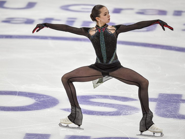 Камила Валиева фигуристка