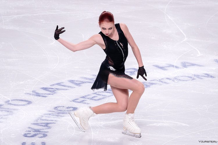 Саша фигуристка 2022