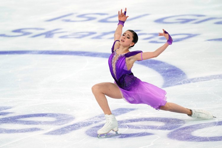 Камила Валиева фигуристка