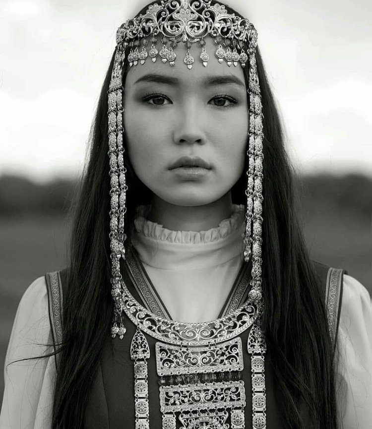 Тюрки Туран актриса