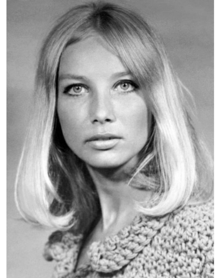 Польская актриса пола Ракса