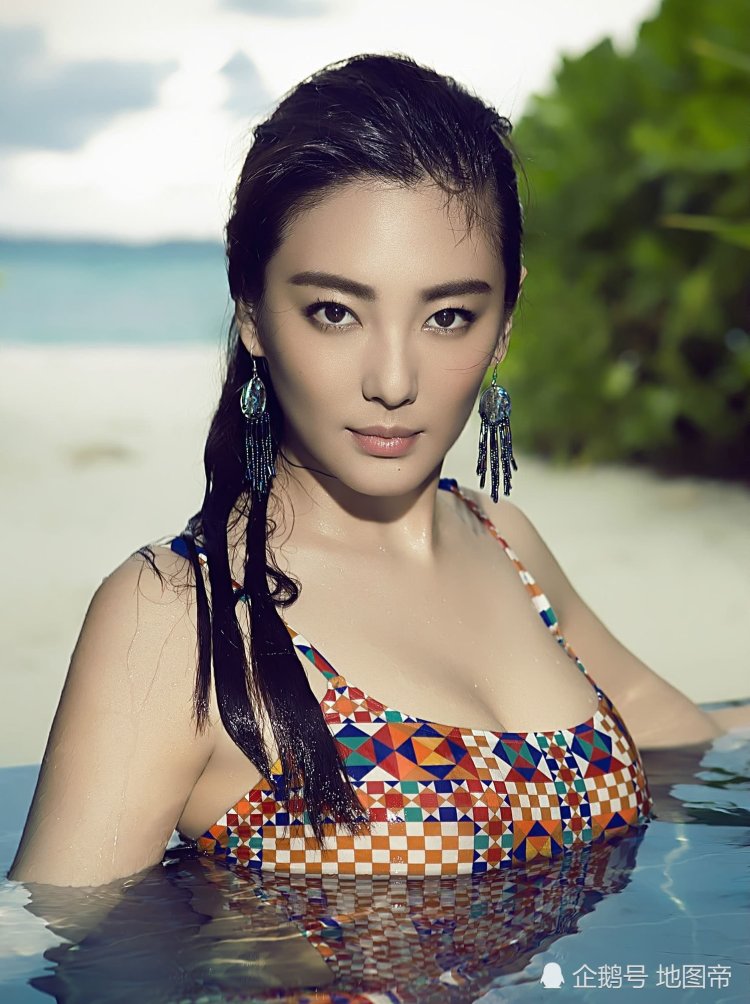 Китайская актриса Нини