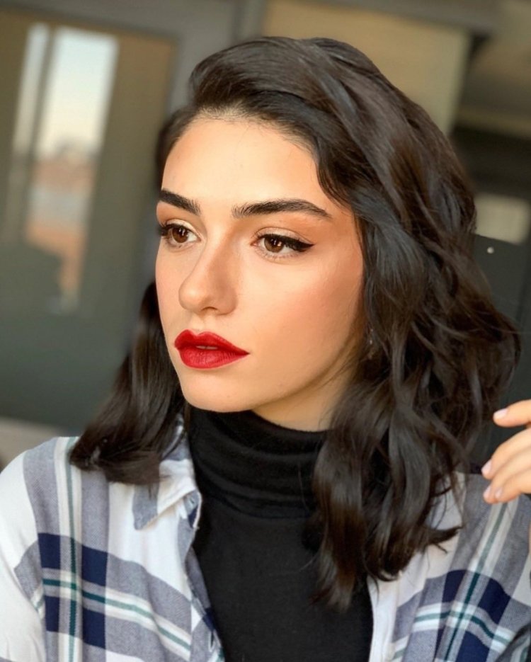 Хазар Эргючлю турецкая актриса