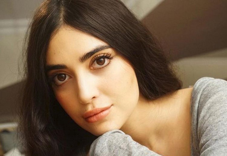 Ялова актриса Мелике Ипек