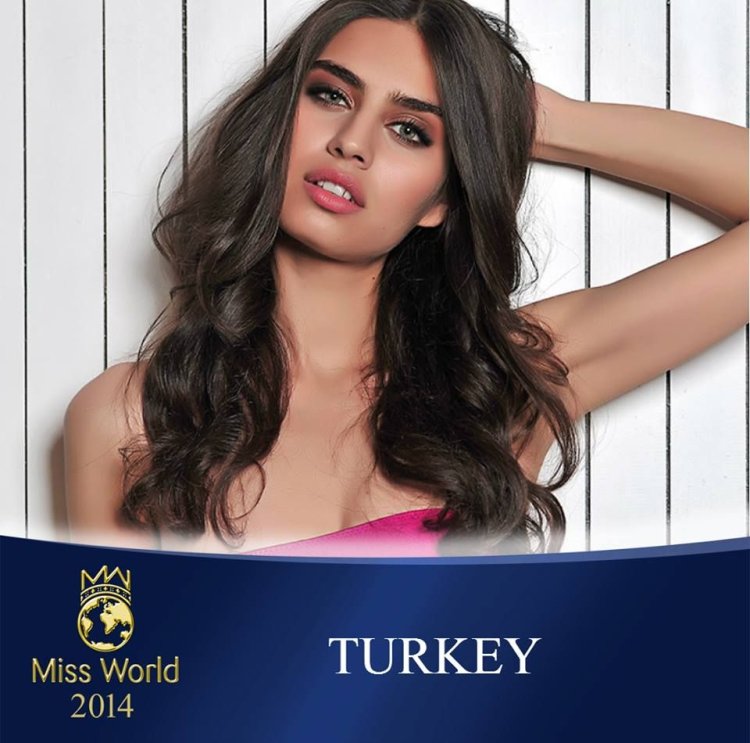 Амине Гюльшен