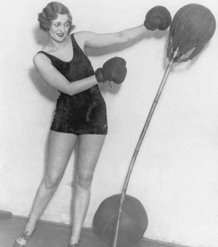 Женщины в спорте в 20-е годы