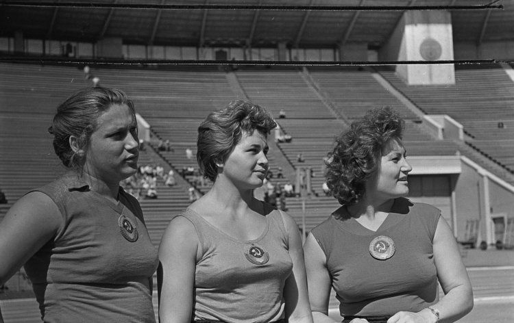 Советские спортсменки