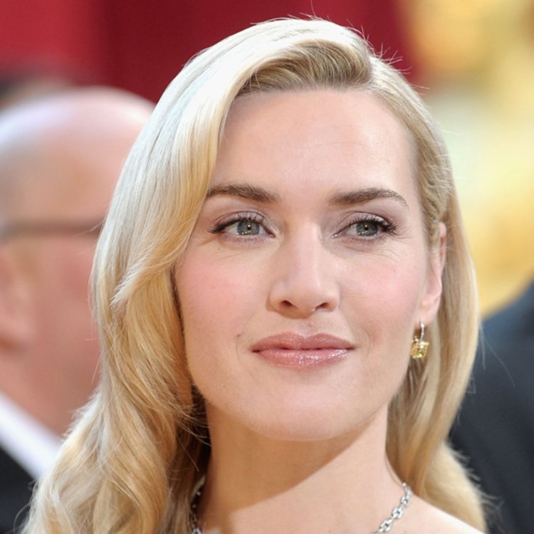 Знаменитости с ямочкой на подбородке женщины