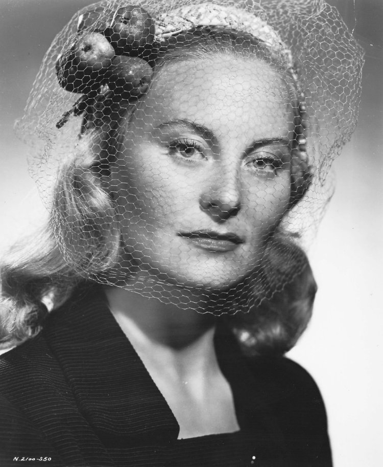 Актрисы 20 века в белье