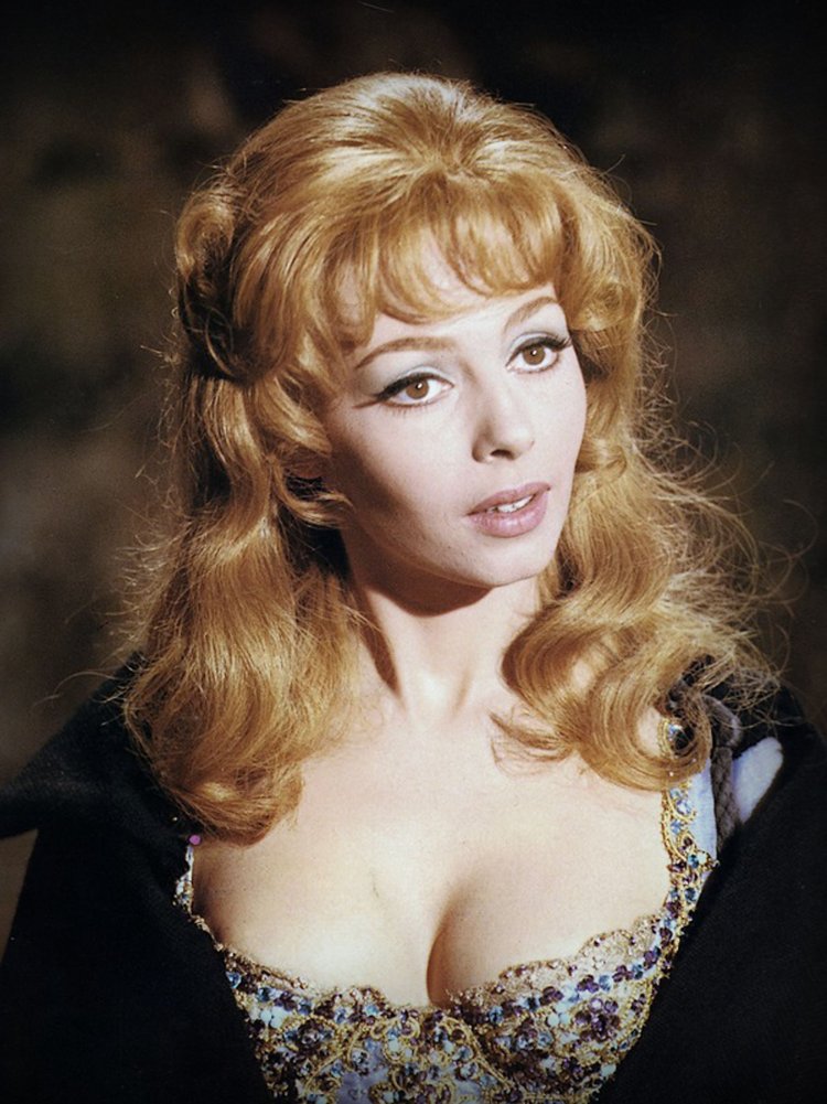 Gina Lollobrigida царица Савская