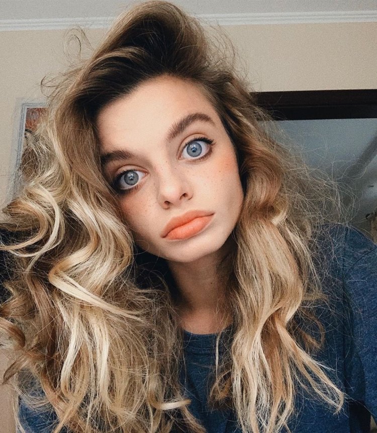 Мария оз в детстве