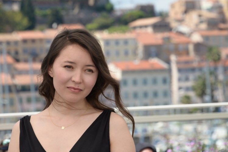 Фильм про девушку из Киргизии в Москве