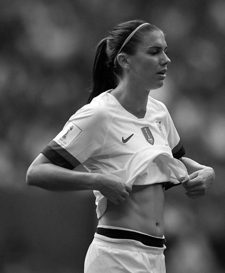 Алекс Морган футболистка слив