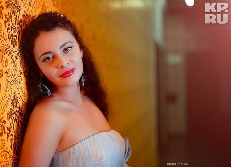 Татарская певица Эльмира