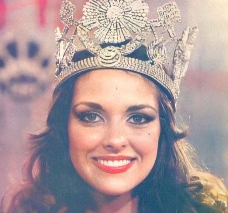 Айдан Шенер Мисс Турция 1981