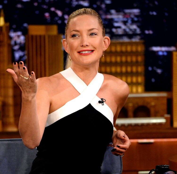 Кейт Хадсон ушастая