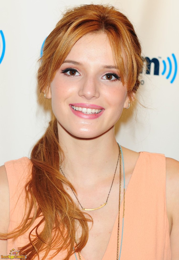 Белла Торн глаза