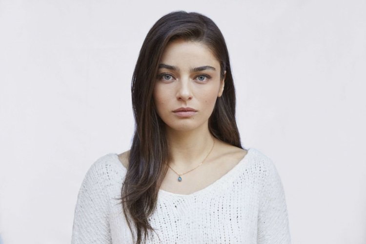 Айча Айшин Туран — Фирузе