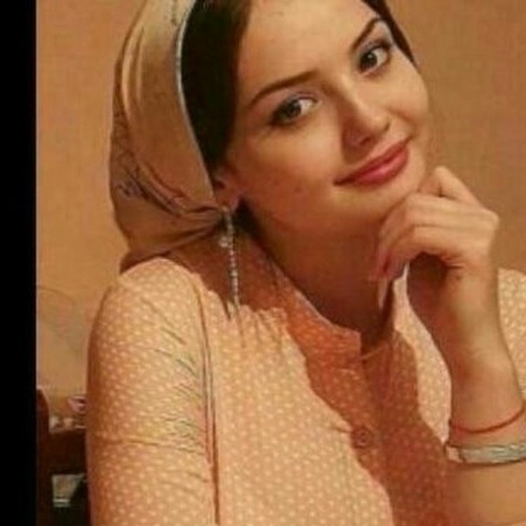 Амина Юлдашева