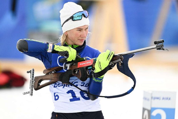 Анна сола биатлонистка