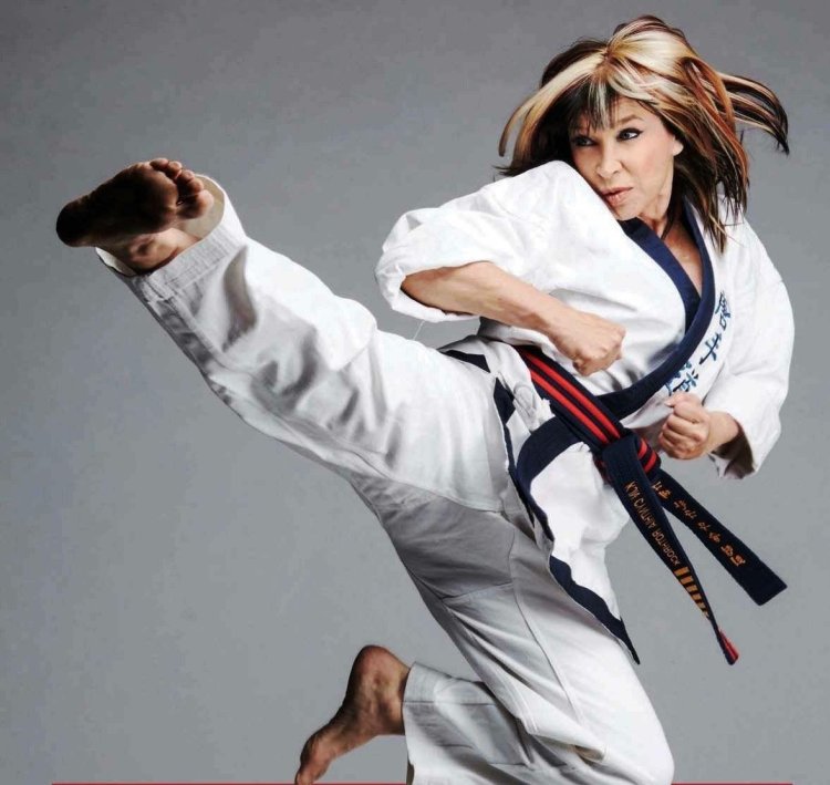 Синтия Ротрок каратистка