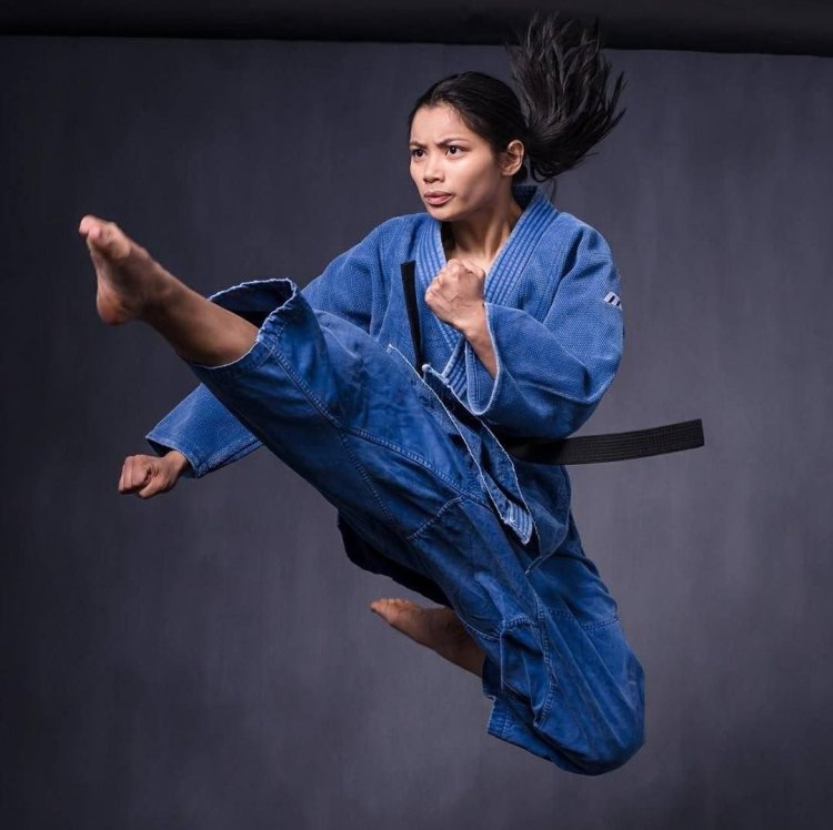 Анджела Джордан Мартиал